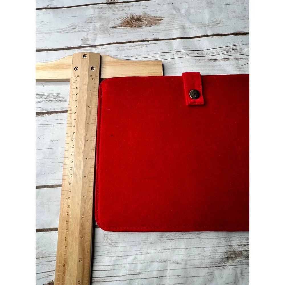 Lands End Tablet Sleeve Red Ivory Houndstooth Needlepoint Monogram S OS